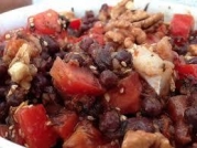 Ensalada de Azukis con bacalao y tomate